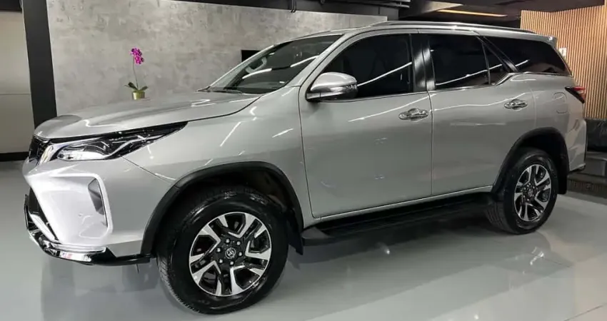 TOYOTA HILUX SW4 SRX PLATINUM 2024