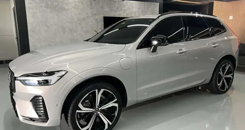 VOLVO XC60 T8 ULT DARK 2023