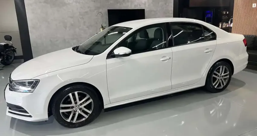 VOLKSWAGEN JETTA CL AA 2015
