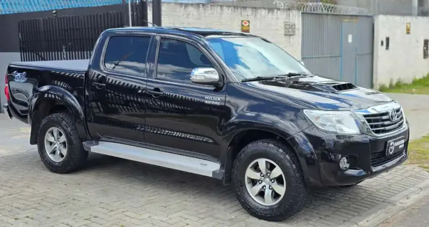 TOYOTA HILUX CD4X4 SRV 2013