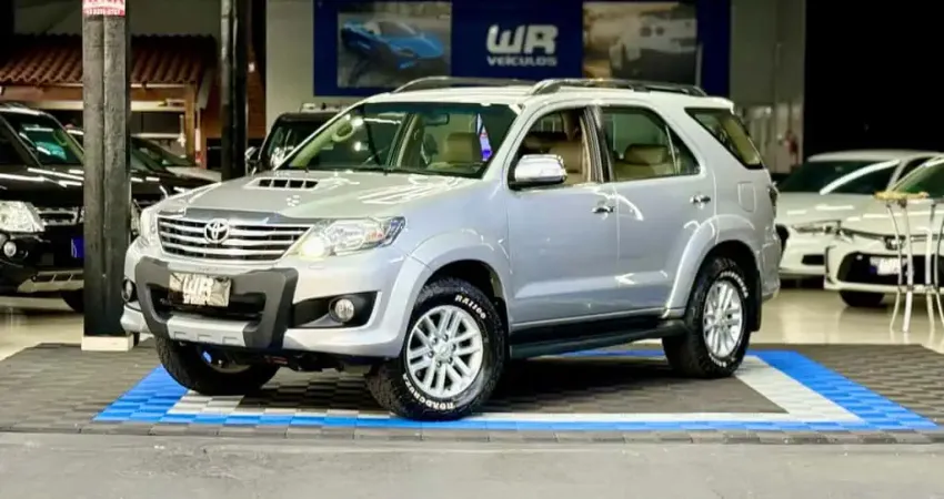 TOYOTA TOYOTA HILUX SW4 SRV4X4 2014