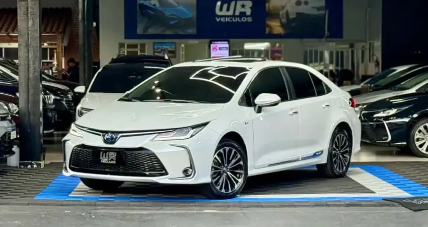 TOYOTA COROLLA ALTIS PREMIUM HYBRID 1.8 2025