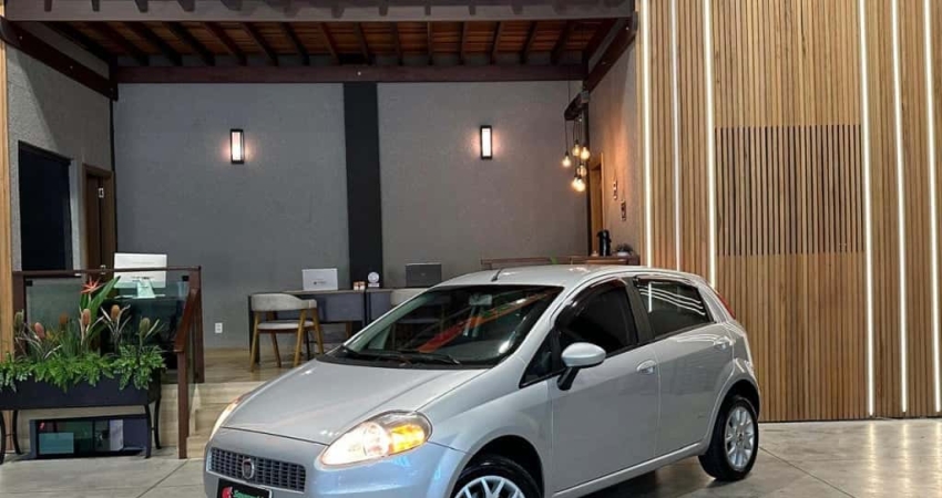 FIAT PUNTO 1.8 HLX 8V FLEX 4P MANUAL