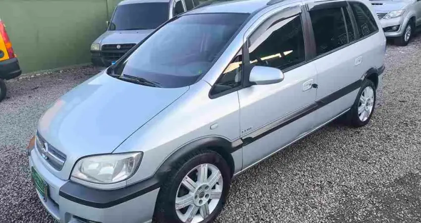 zafira 07lugares completo financia sem entrada