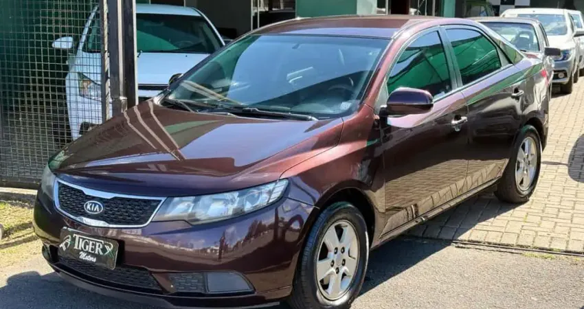 KIA CERATO EX3 1.6MTNB 2011