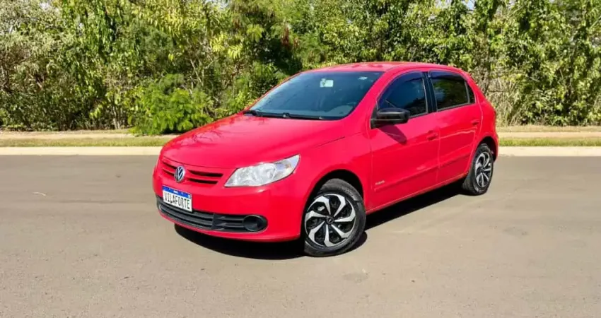 VOLKSWAGEN Gol 1.0 4P
