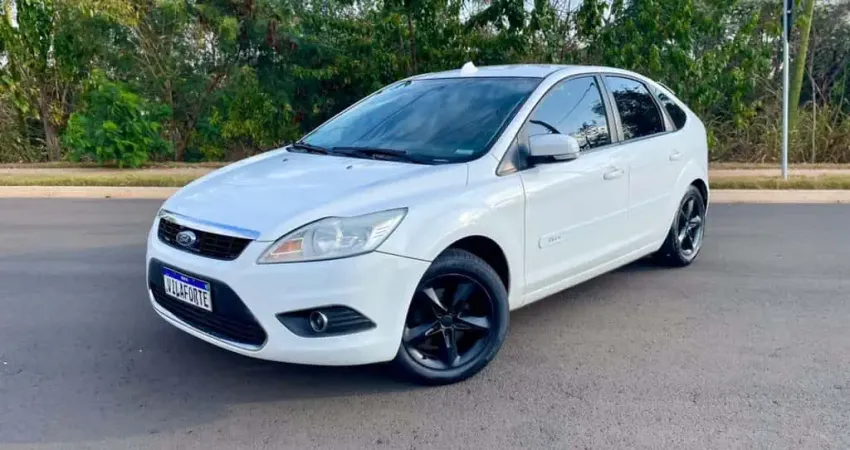 FORD Focus Hatch 1.6 4P