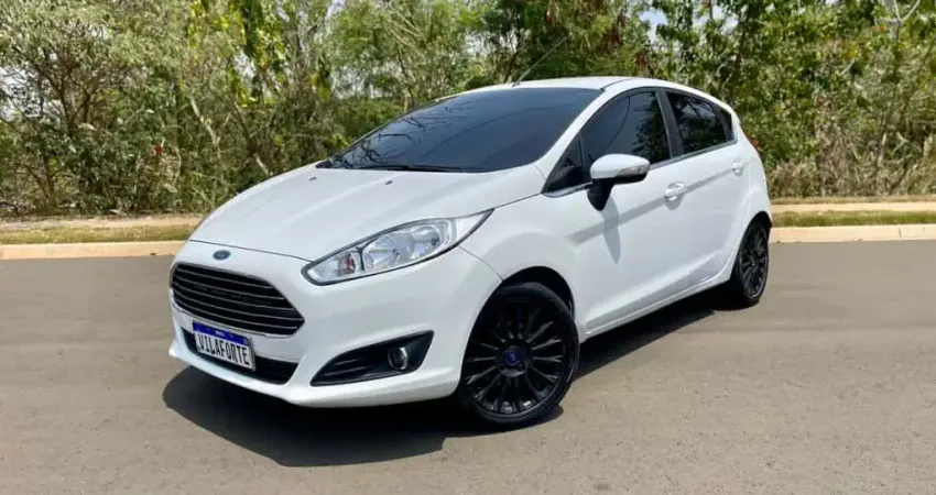 FORD Fiesta Hatch 1.6 16V 4P TITANIUM FLEX