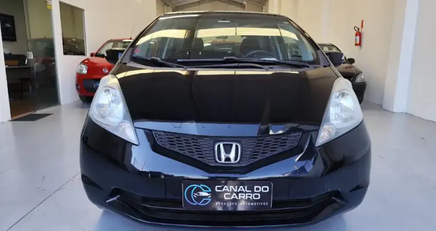 Honda Fit 1.5 Ex Flex Automático - Economia, conforto e baixa manutenção!