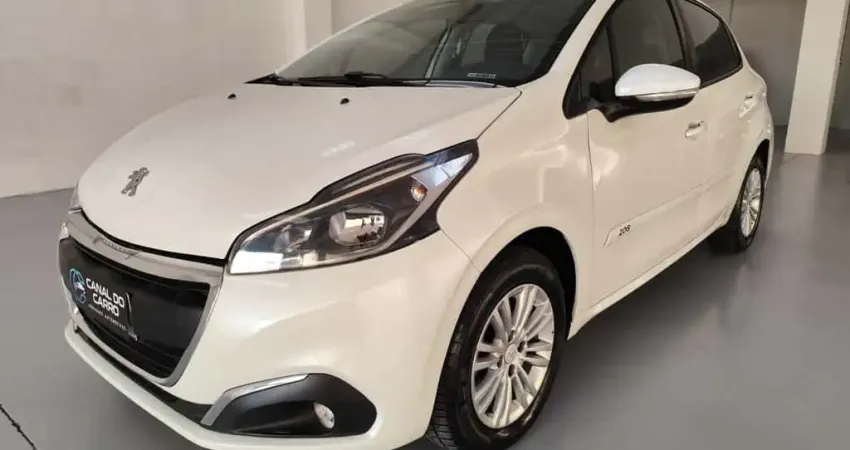 Peugeot 208 ALLURE AT - Branca - 2016/2017