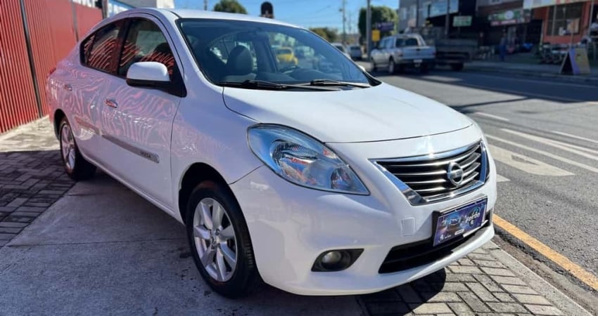 NISSAN VERSA 16SL FLEX 2014