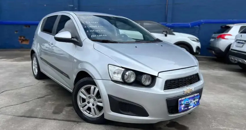 CHEVROLET SONIC LT HB MT 2014