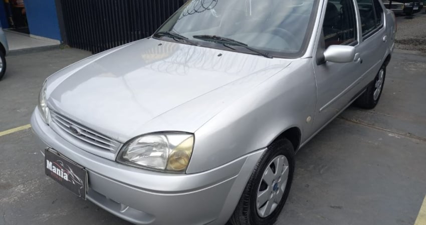 FIESTA 1.0 COMPLETO COM AR GELANDO