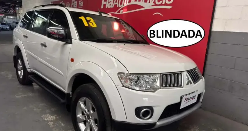 Mitsubishi Pajero dakar 2013 3.2 hpe 4x4 7 lugares 16v turbo intercooler diesel 4p automático
