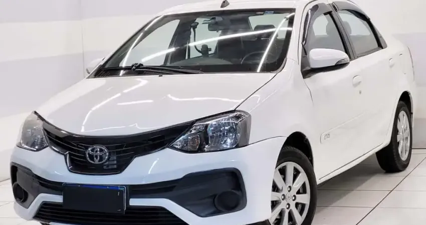 Toyota Etios 2019 1.5 x plus sedan 16v flex 4p automático
