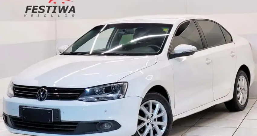 Volkswagen Jetta 2013 2.0 comfortline 120cv flex 4p tiptronic