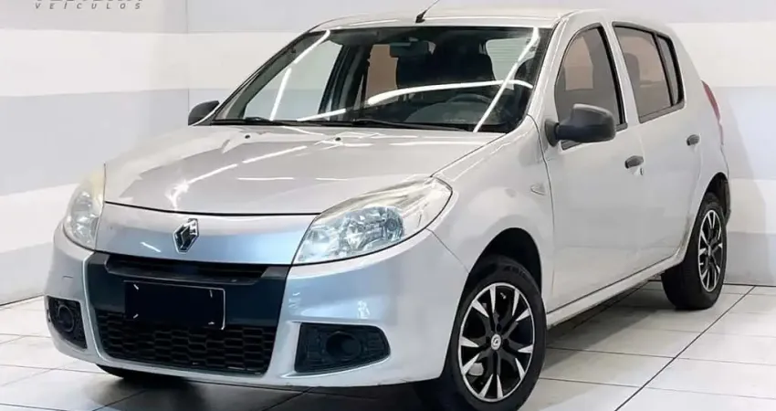 Renault Sandero 2013 1.0 authentique 16v flex 4p manual