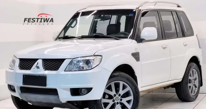 Mitsubishi Pajero tr4 2013 2.0 4x2 16v 140cv flex 4p automático