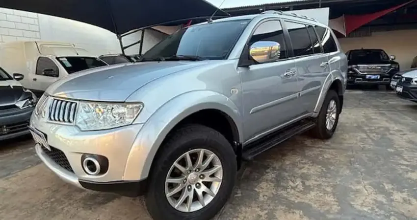MITSUBISHI PAJERO DAKAR 3.2 HPE 4X4 7 LUGARES 16V TURBO INTERCOOLER DIESEL 4P AUTOMÁTICO