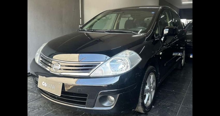 NISSAN TIIDA 18S FLEX 2013