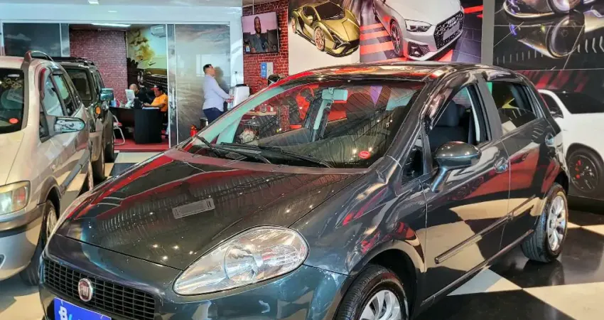 ﻿Punto 1.4 Attractive 2012