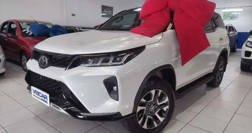 TOYOTA HILUX SWDMDA4MD 2025