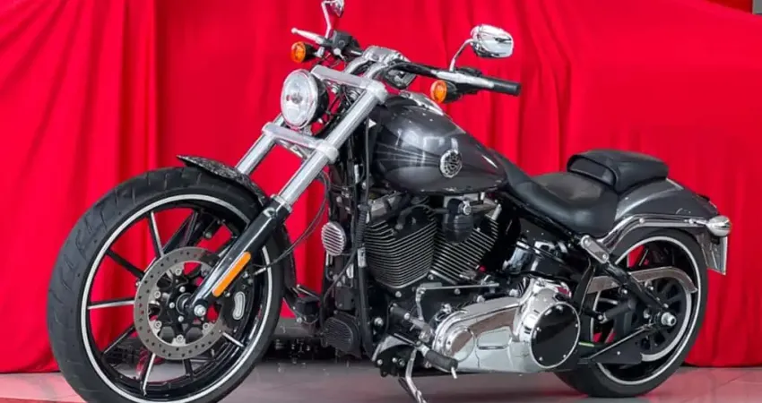 Harley Davidson Breakout FXSB
