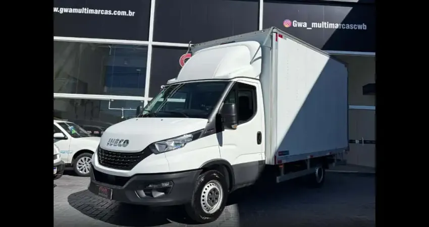 IVECO DAILY DAILY FURGÃO 30-130 2.3 7,3m³ (Diesel)