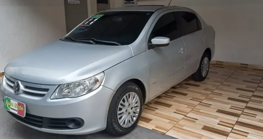 veiculo sedan otima para viajar, familiar, confira !!!!!