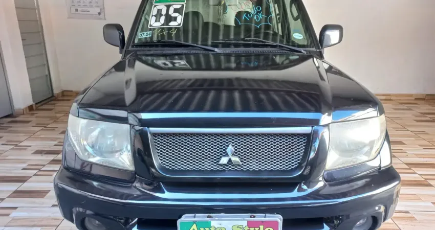 PAJERO TR4 BEM BONITA, BEM CONSERVADA !!!!