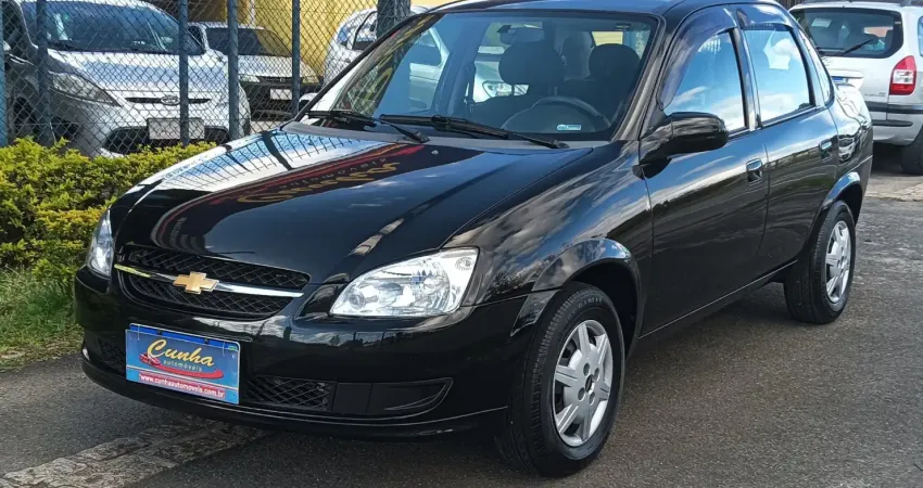 CHEVROLET CORSA CLASSIC 1.0 COMPLETO 2015 IMPECÁVEL 4 PNEUS NOVOS MANUAL E CHAVE RESERVA  
