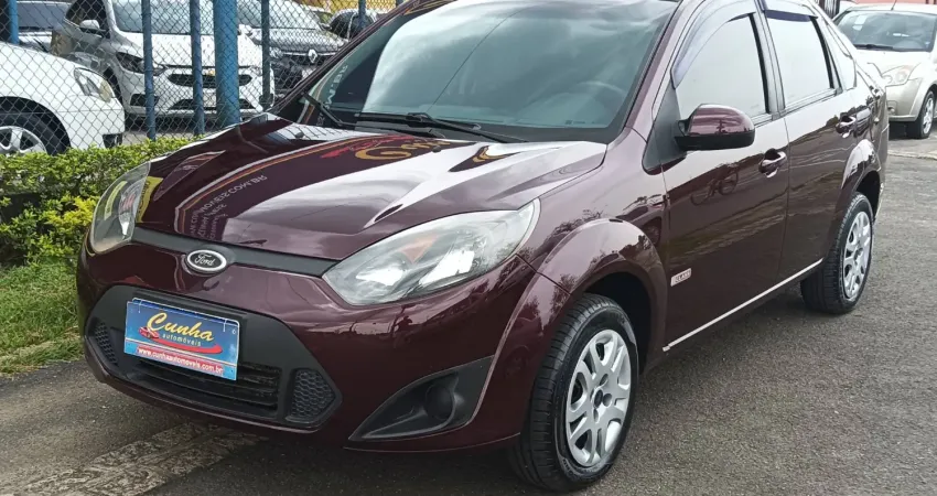 FORD FIESTA SEDAN  (CLASS) 1.6  COMPLETO 4 PORTAS, VEICULO IMPECÁVEL MUITO BEM CUIDADO!! 