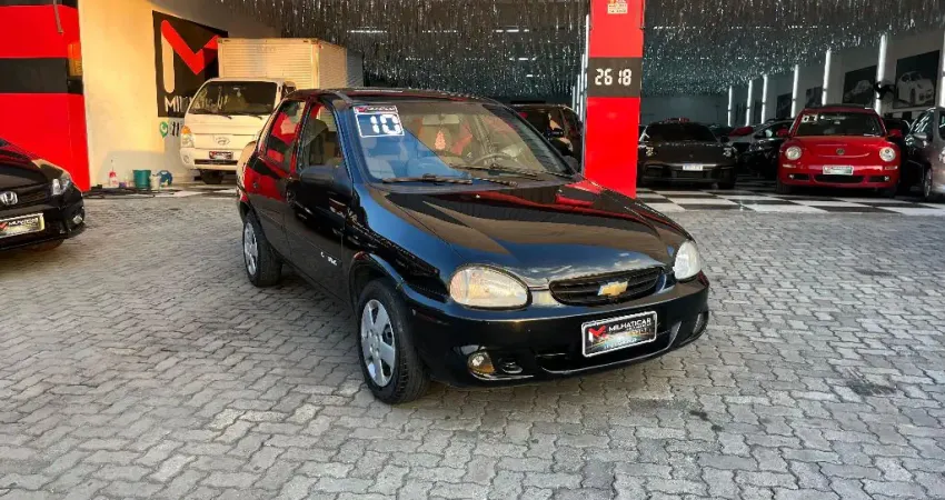 Chevrolet Corsa Classic Life 1.0 2010 é um sedã compacto nacional que se destaca pela simplicidade