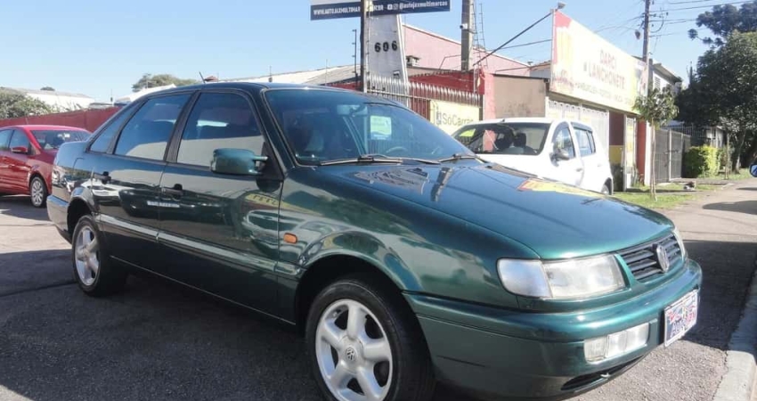 VOLKSWAGEN PASSAT 1996