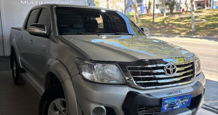 TOYOTA HILUX SRV CD 4X4 2013 BAIXO KM
