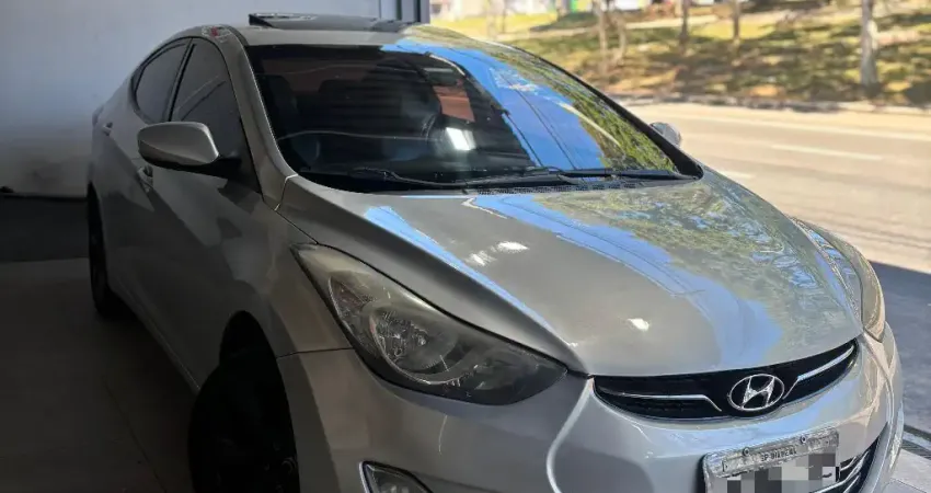 HYUNDAI ELANTRA GLS 1.8 2013 EM ÓTIMO ESTADO COM TETO SOLAR 