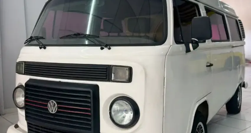 KOMBI FURGÃO 1.4 2008  KM  195.000   Venha nos fazer uma visita  Av. Interlagos, 2230 - Jardim Umuar