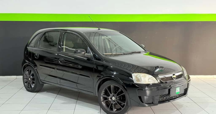 Chevrolet Corsa Hatch Corsa Hat. Maxx 1.4 8V ECONOFLEX 5p  - Preta - 2010/2011