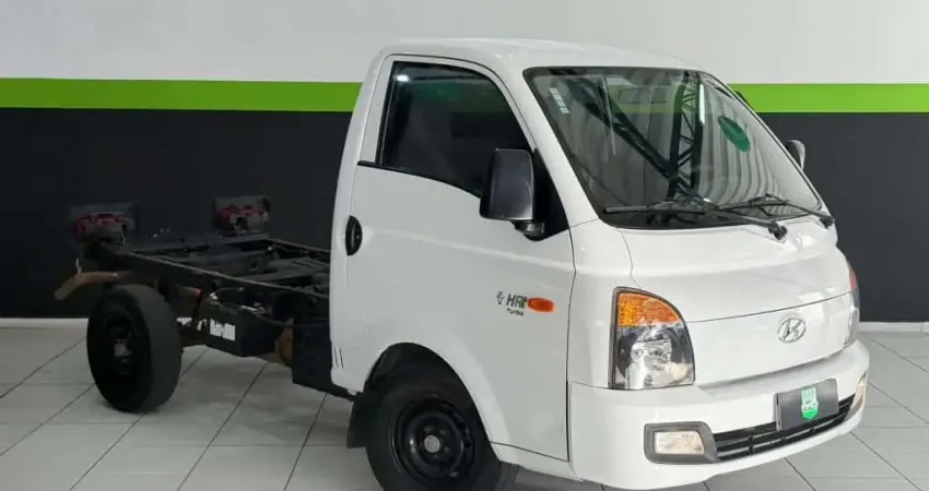 HYUNDAI HR 2.5 LONGO SEM CAÇAMBA 4X2 16V 130CV TURBO INTERCOOLER DIESEL 2P MANUAL