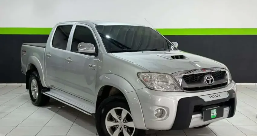 TOYOTA HILUX 3.0 SRV 4X4 CD 16V TURBO DIESEL 4P MANUAL