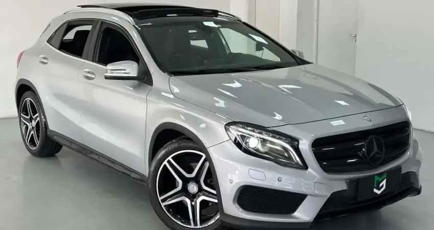 MERCEDES-BENZ GLA250 2015