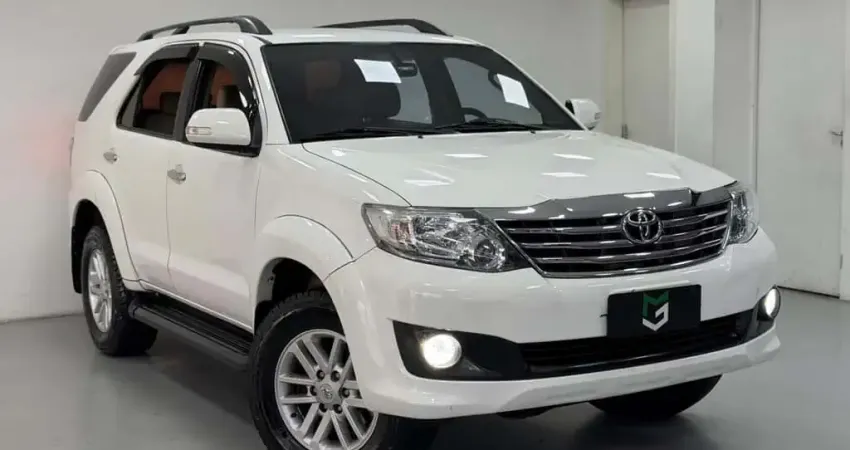 Toyota hilux sw4 4x2sr 2013