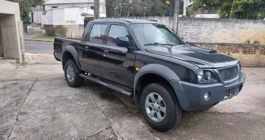 MITSUBISHI L200 OUTDOOR 2012
