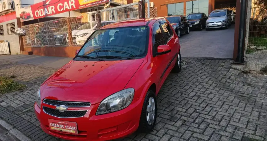 CELTA 2014 1.0 COMPLETO:AIR BAG, ALARME, AR CONDICIONADO, AR QUENTE, DIREÇÃO HIDRÁULICA, TRAVAS ELÉT