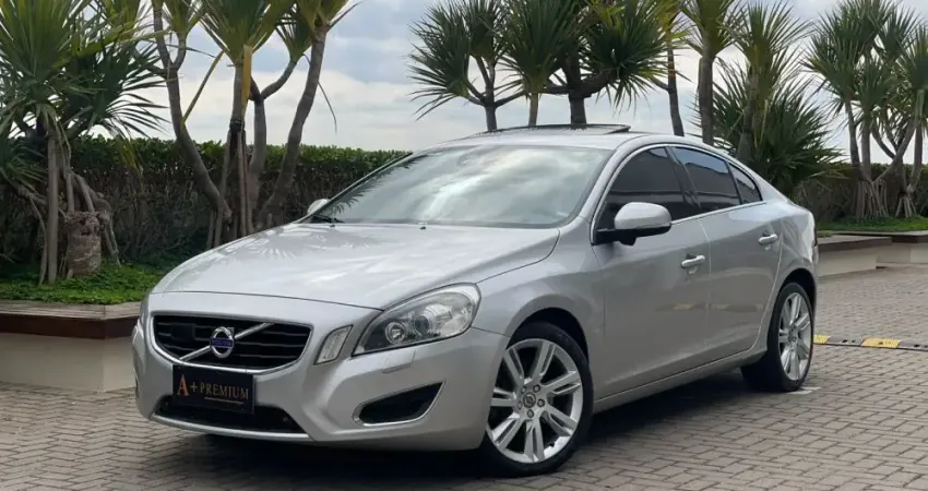VOLVO S60 T6 3.0 304CV AWD GASOLINA AUTOMÁTICO
