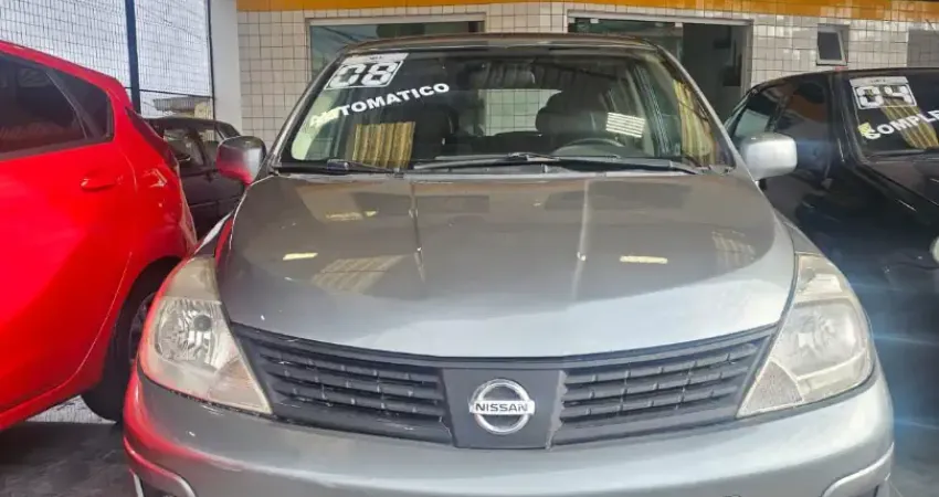 Nissan/Tida 1.8 SL Flex Automático.