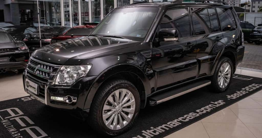MITSUBISHI PAJERO FULL HPE 3.2TDI 200CV 4WD 7L C/TETO AUT./2019