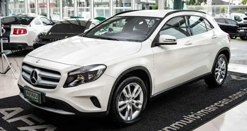 MERCEDES-BENZ GLA200 STYLE 1.6T 156CV AUT./2016