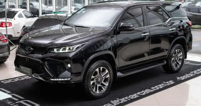 TOYOTA HILUX SW4 DIAMOND 2.8TDI 204CV 4WD AUT./2024