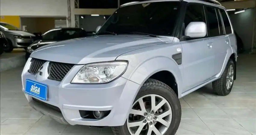 MITSUBISHI PAJERO TR4 2.0 4X2 16V 140cv - 2013/2013